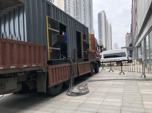 娄星柴油发电机空气滤清器在不同季节的更换周期是否有差异？